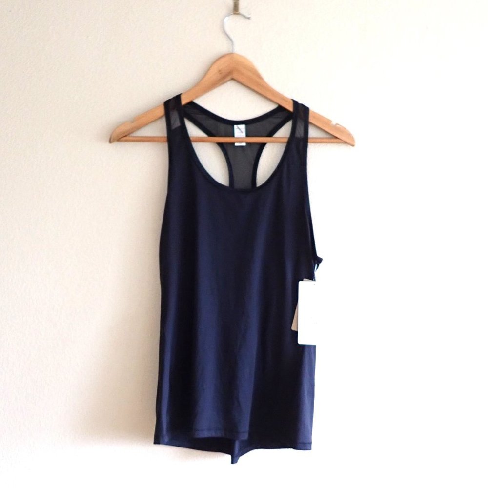 NWT Athleta Mesh Chi Tank in Black